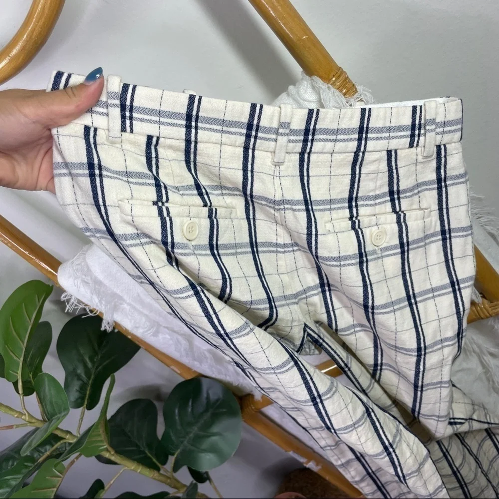 Theory Wool Cropped Plaid Cream and Navy Pants sz 0 - Picture 4 of 5